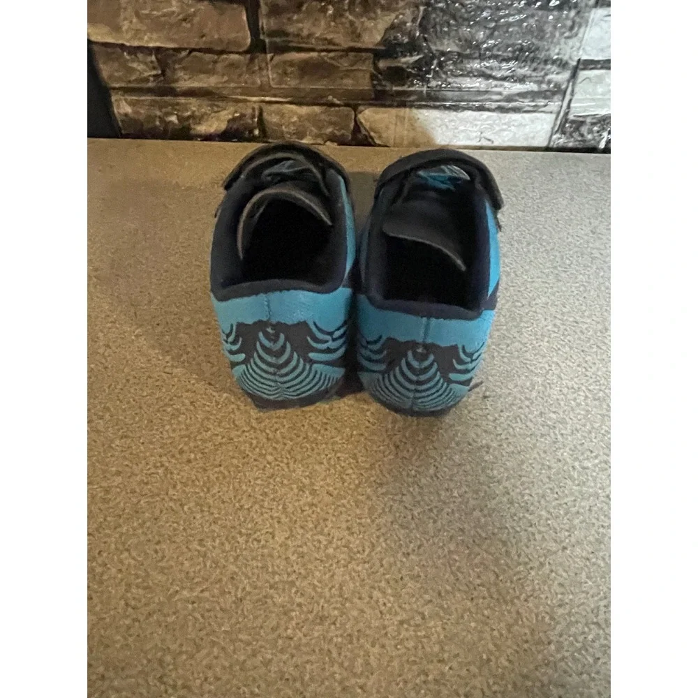 Deja Tu Huella Kids Blue Black Soccer Cleats‎ Athletic Shoes Size 9 Toddler